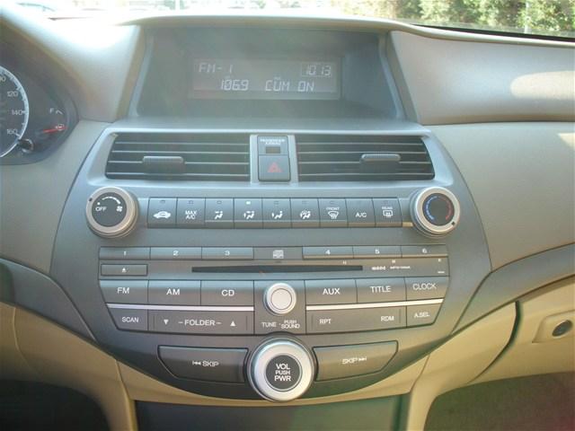 Honda Accord 2010 photo 5