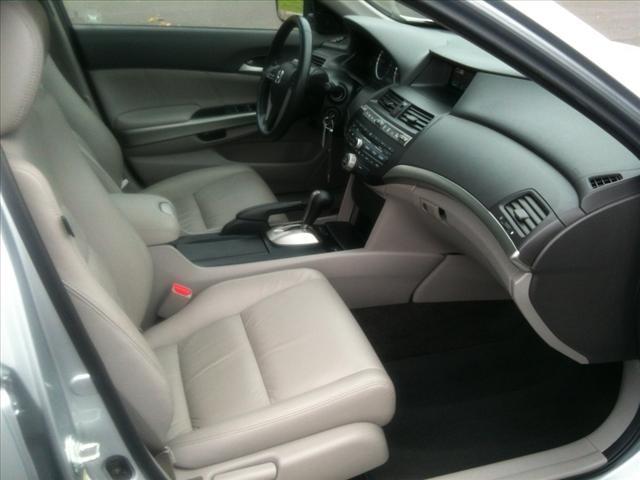 Honda Accord 2010 photo 4