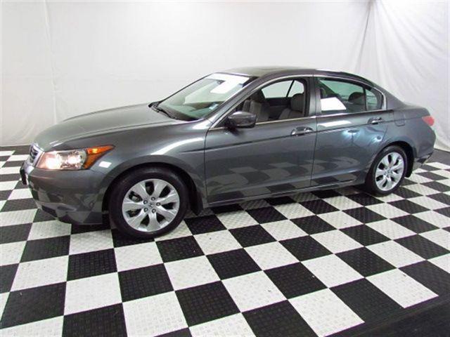 Honda Accord 2010 photo 2
