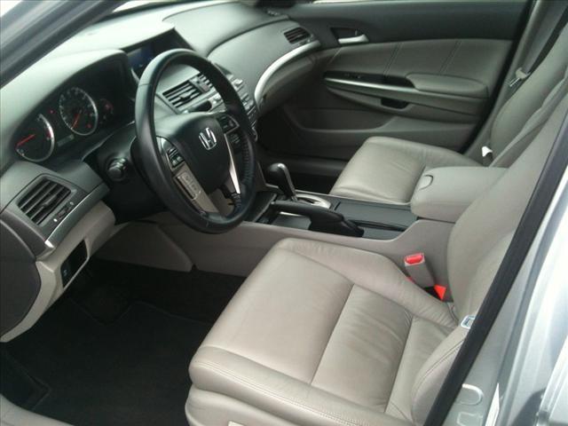 Honda Accord 2010 photo 1