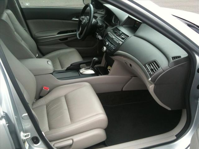 Honda Accord 2010 photo 4