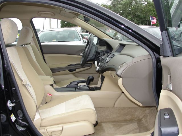 Honda Accord 2010 photo 10