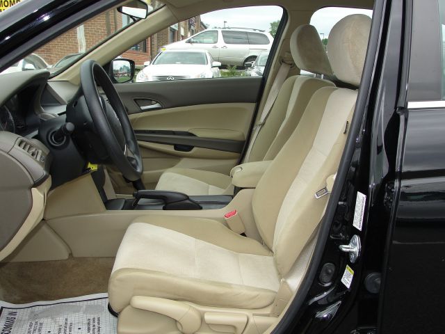 Honda Accord 2010 photo 19