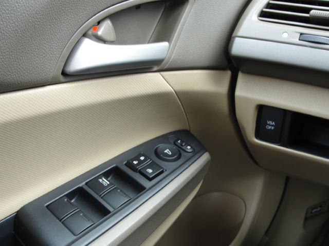 Honda Accord 2010 photo 4