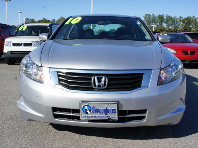 Honda Accord 2010 photo 2