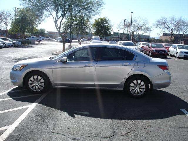 Honda Accord 2010 photo 2