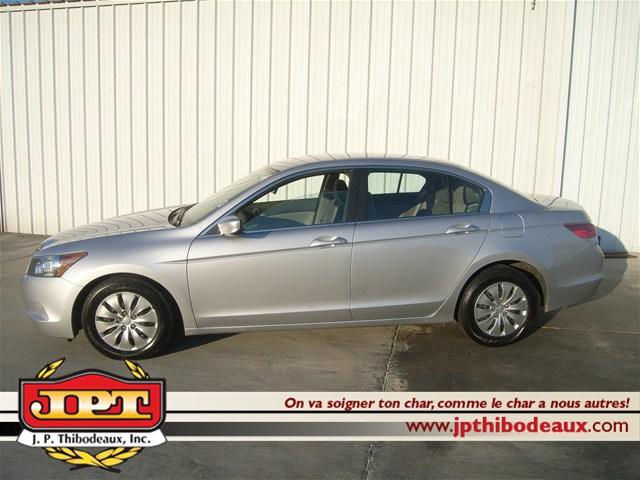 Honda Accord 2010 photo 1