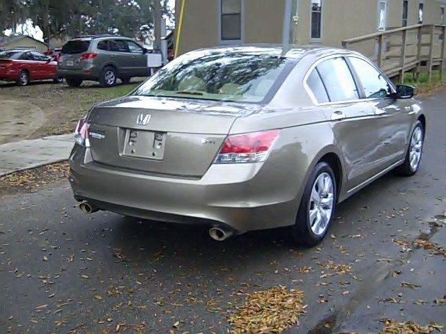 Honda Accord 2010 photo 4