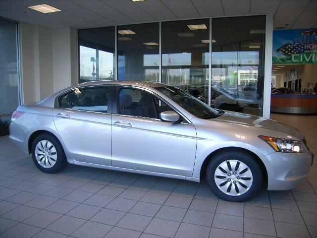 Honda Accord 2010 photo 1