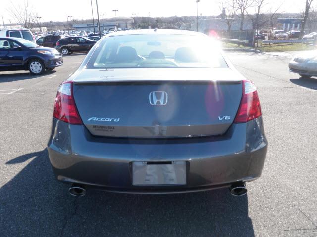 Honda Accord 2010 photo 3