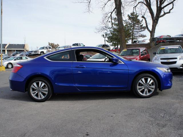 Honda Accord 2010 photo 1