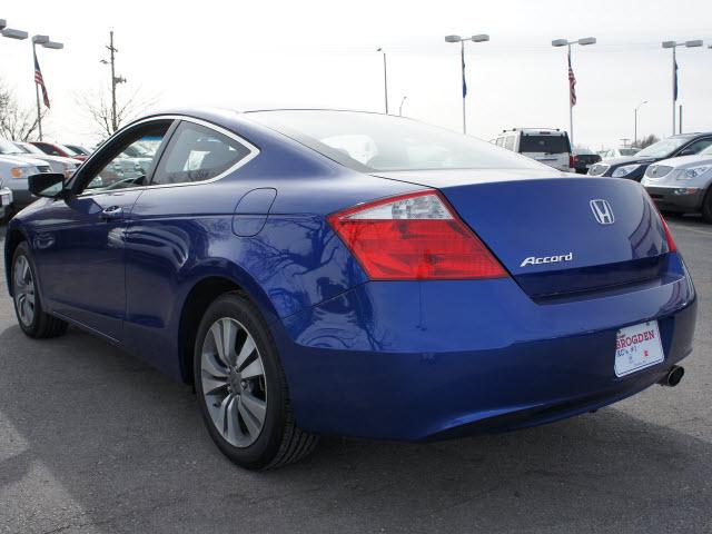 Honda Accord 2010 photo 4
