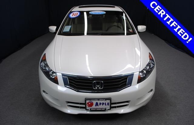 Honda Accord 2010 photo 1