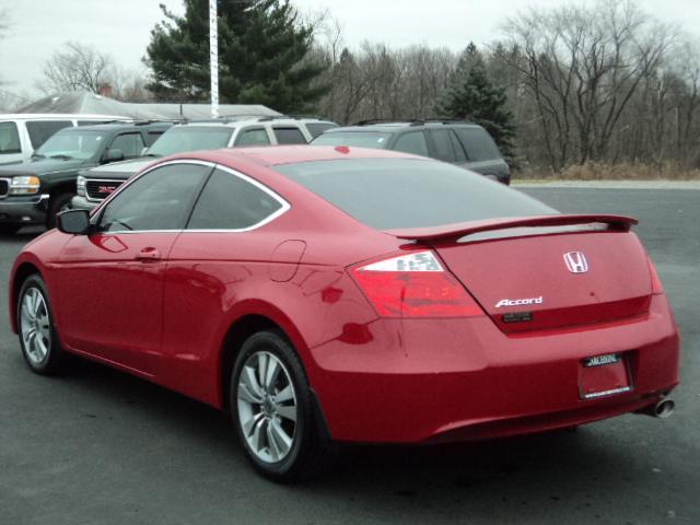 Honda Accord 2010 photo 1