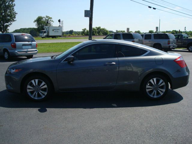 Honda Accord 2010 photo 2