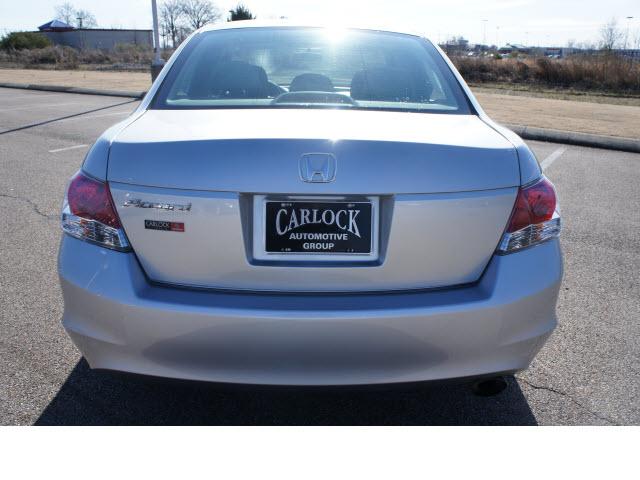 Honda Accord 2010 photo 3