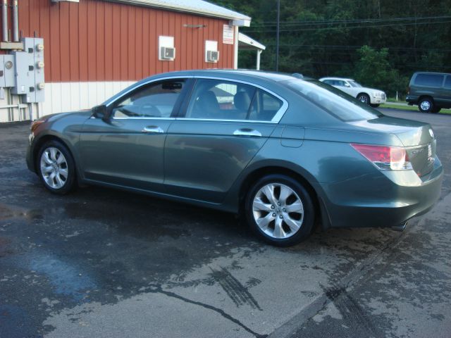 Honda Accord XLS Popular 2WD Sedan