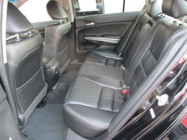 Honda Accord 2010 photo 10