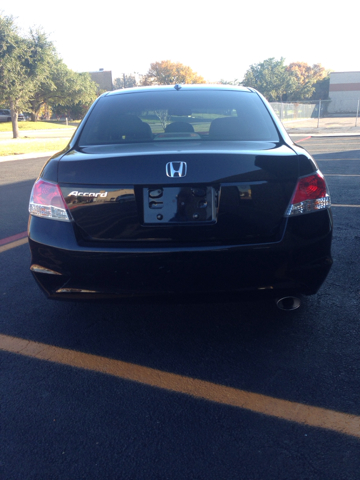Honda Accord 2010 photo 1