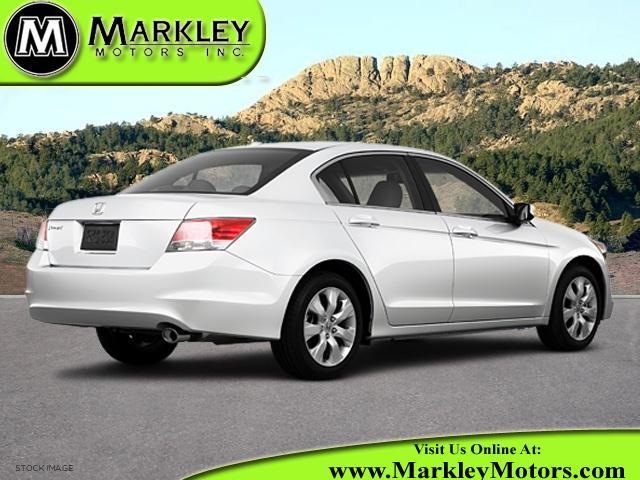 Honda Accord 2010 photo 1