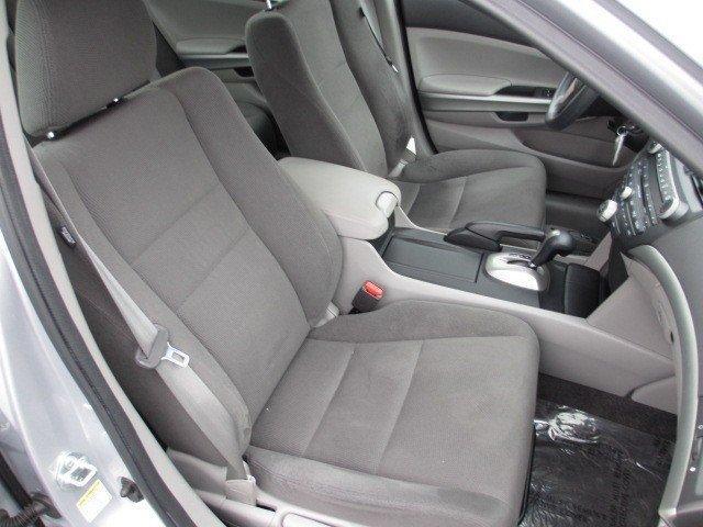 Honda Accord 2010 photo 2