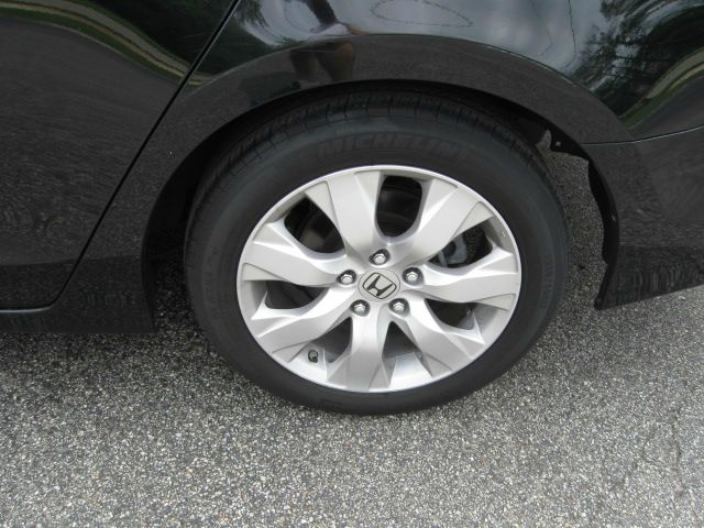 Honda Accord 2010 photo 8