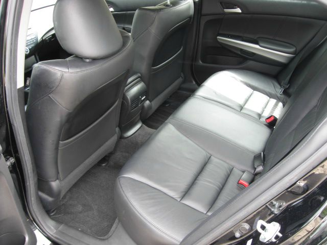 Honda Accord 2010 photo 9