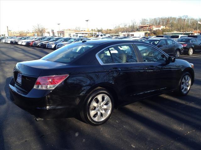 Honda Accord 2010 photo 2