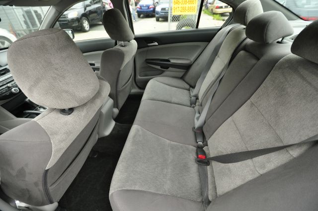 Honda Accord 2010 photo 1