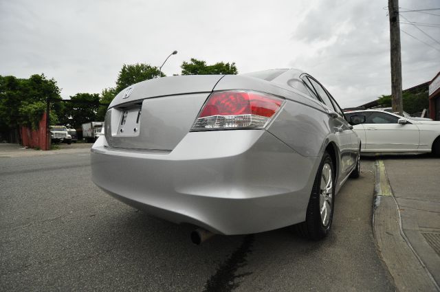 Honda Accord 2010 photo 4