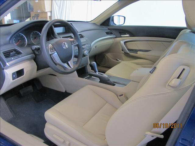 Honda Accord 2010 photo 2