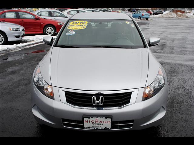 Honda Accord 2010 photo 1