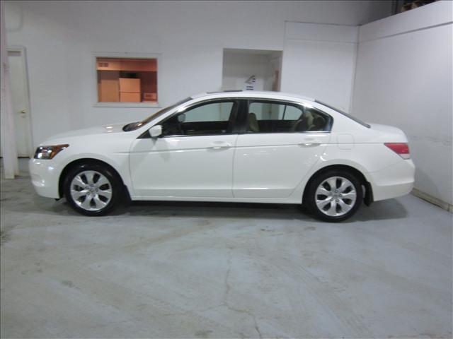 Honda Accord 2010 photo 2