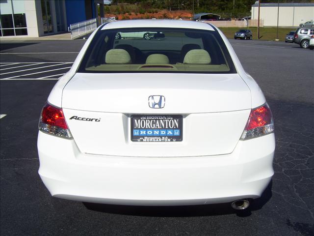 Honda Accord 2010 photo 3