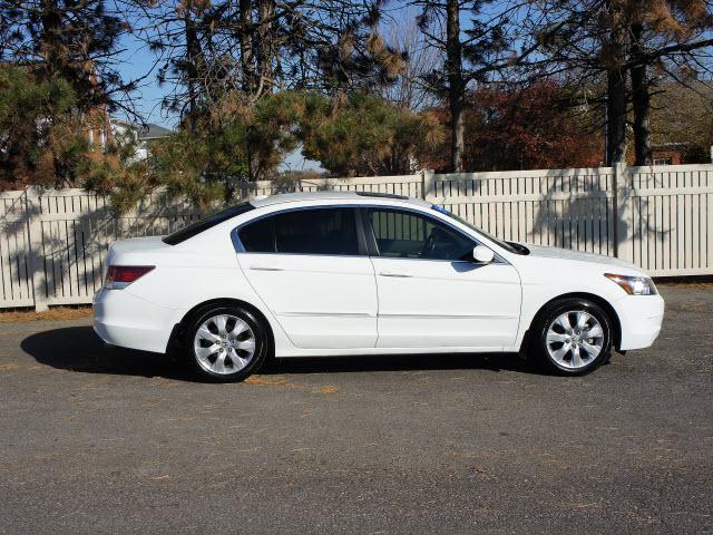 Honda Accord 2010 photo 1