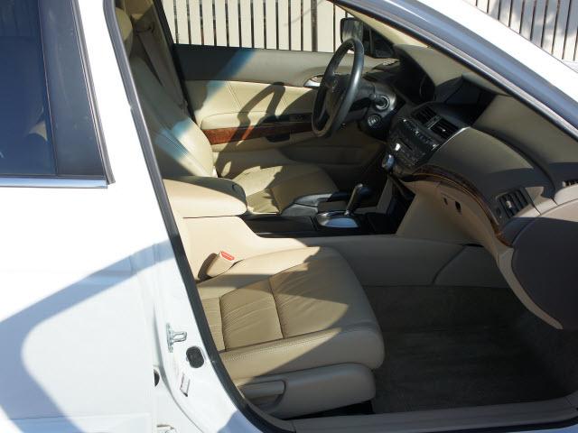 Honda Accord 2010 photo 3