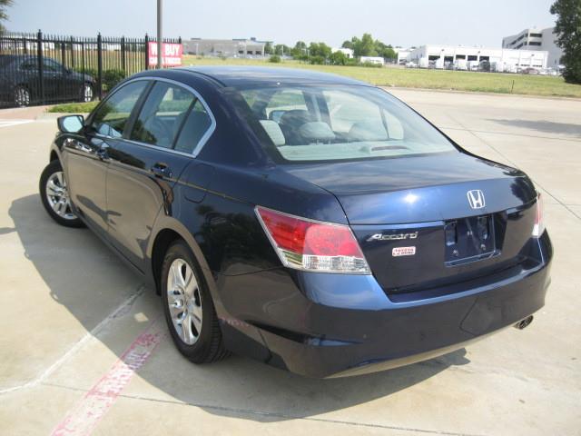 Honda Accord 2010 photo 4
