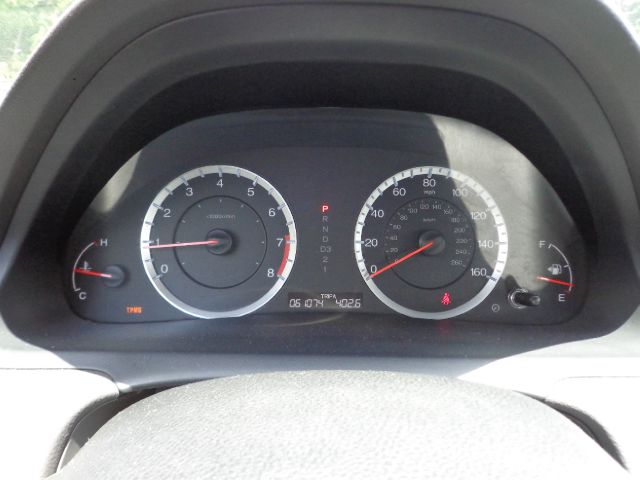 Honda Accord 2dr Reg Cab 120.5 WB Sedan