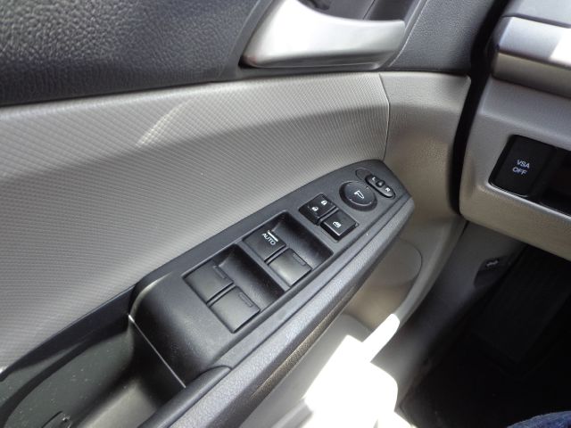 Honda Accord 2010 photo 13