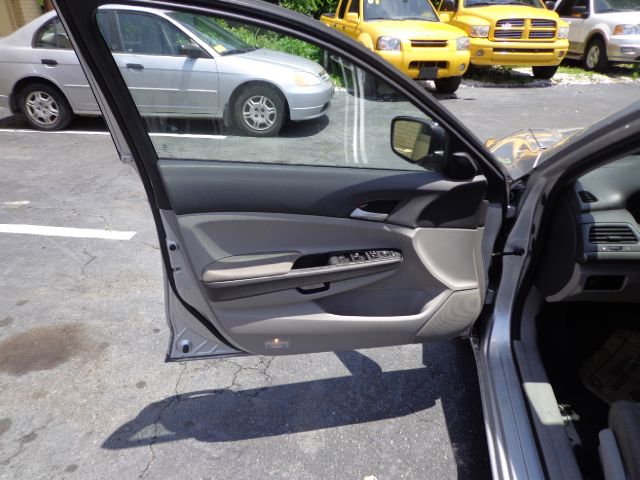 Honda Accord 2010 photo 3