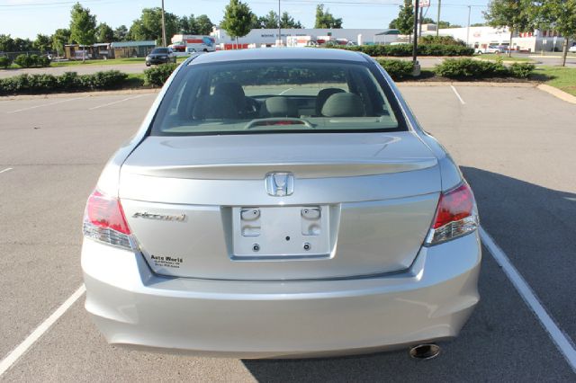 Honda Accord 2010 photo 2