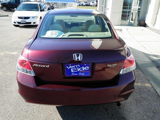 Honda Accord 2010 photo 4