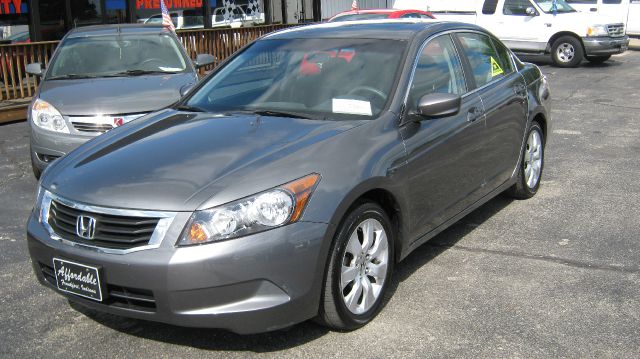 Honda Accord Luxury - Premium 3RD SEAT Sedan