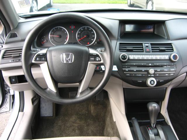 Honda Accord 2010 photo 5