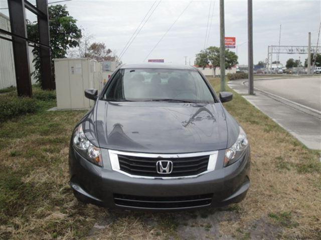 Honda Accord 2010 photo 1
