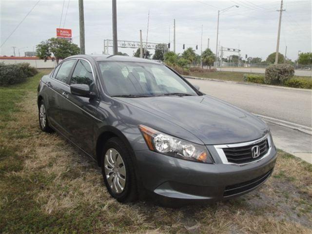 Honda Accord 2010 photo 2