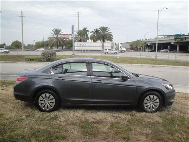 Honda Accord 2010 photo 3