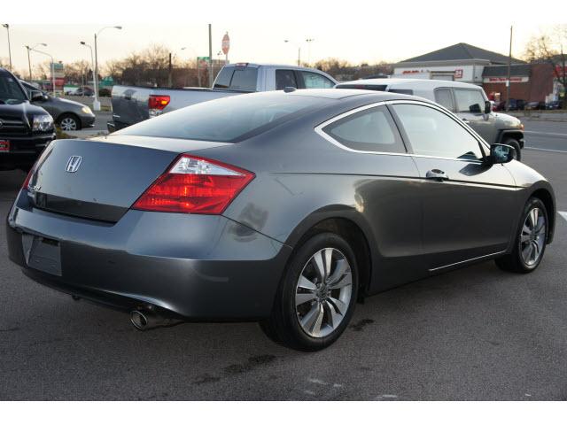 Honda Accord 2010 photo 4