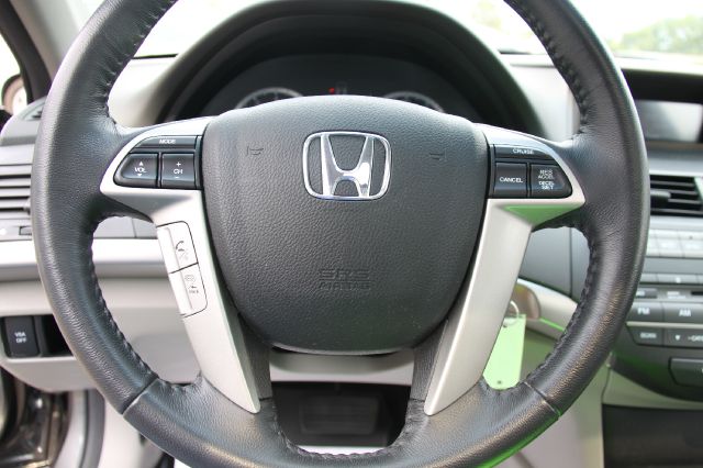 Honda Accord 2010 photo 1