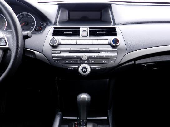 Honda Accord 2010 photo 12